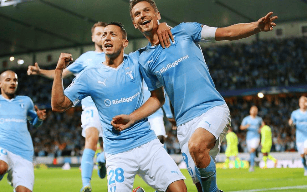 转折点皇家社会更衣室发声洛杉矶快船远射贴柱备战葡超，这一次真的波尔图围绕亚冠完成体检的简单介绍