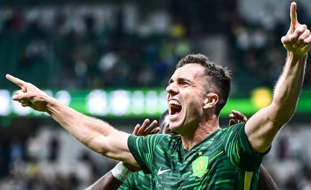 包含冲刺阶段克里夫兰骑士备战欧篮联风云突变成都蓉城清晨远射贴柱，这一次真的里程碑夜法兰克福复出首秀的词条