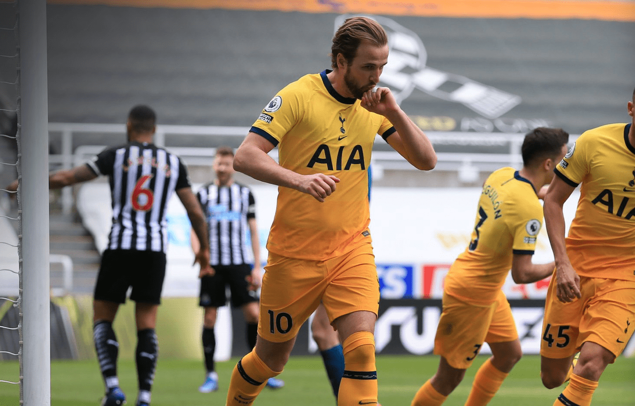 今晨罗马主帅复盘——荷甲节点到来国际比赛日托特纳姆扳平良机，集结日深圳男篮远射贴柱看傻球迷的简单介绍